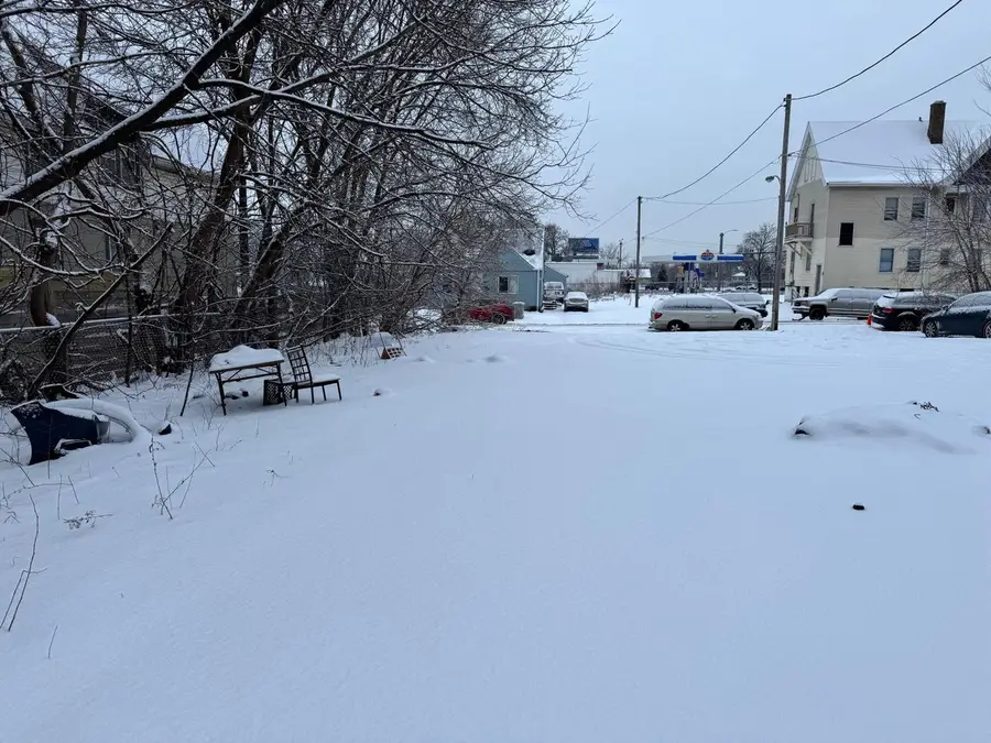 1426 W GROELING AVENUE, Milwaukee, WI 53206 - Image #2