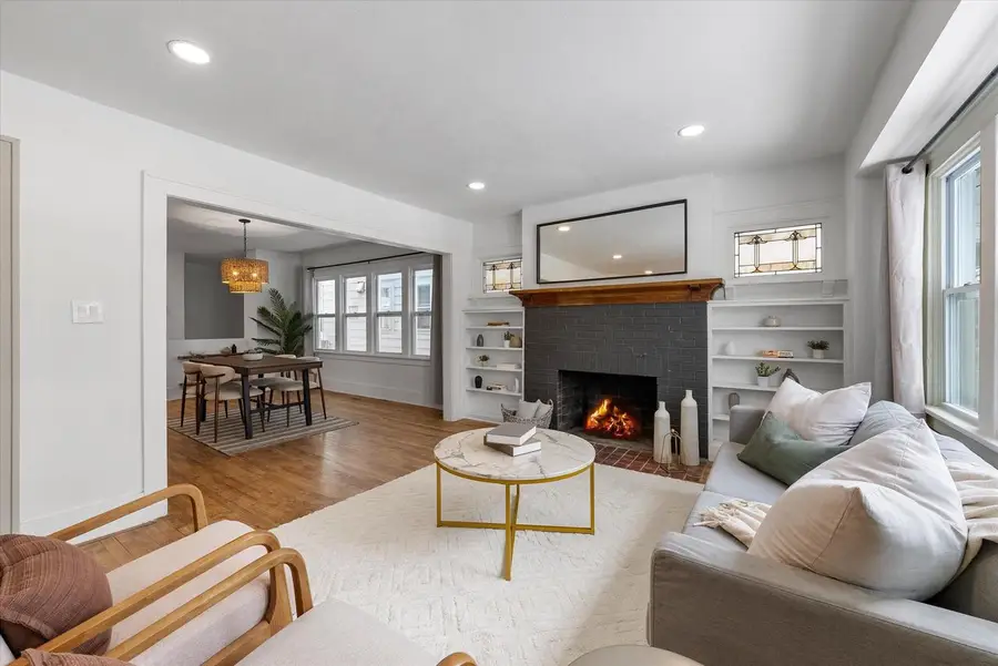 4036 N Stowell AVENUE, Shorewood, WI 53211 - #2