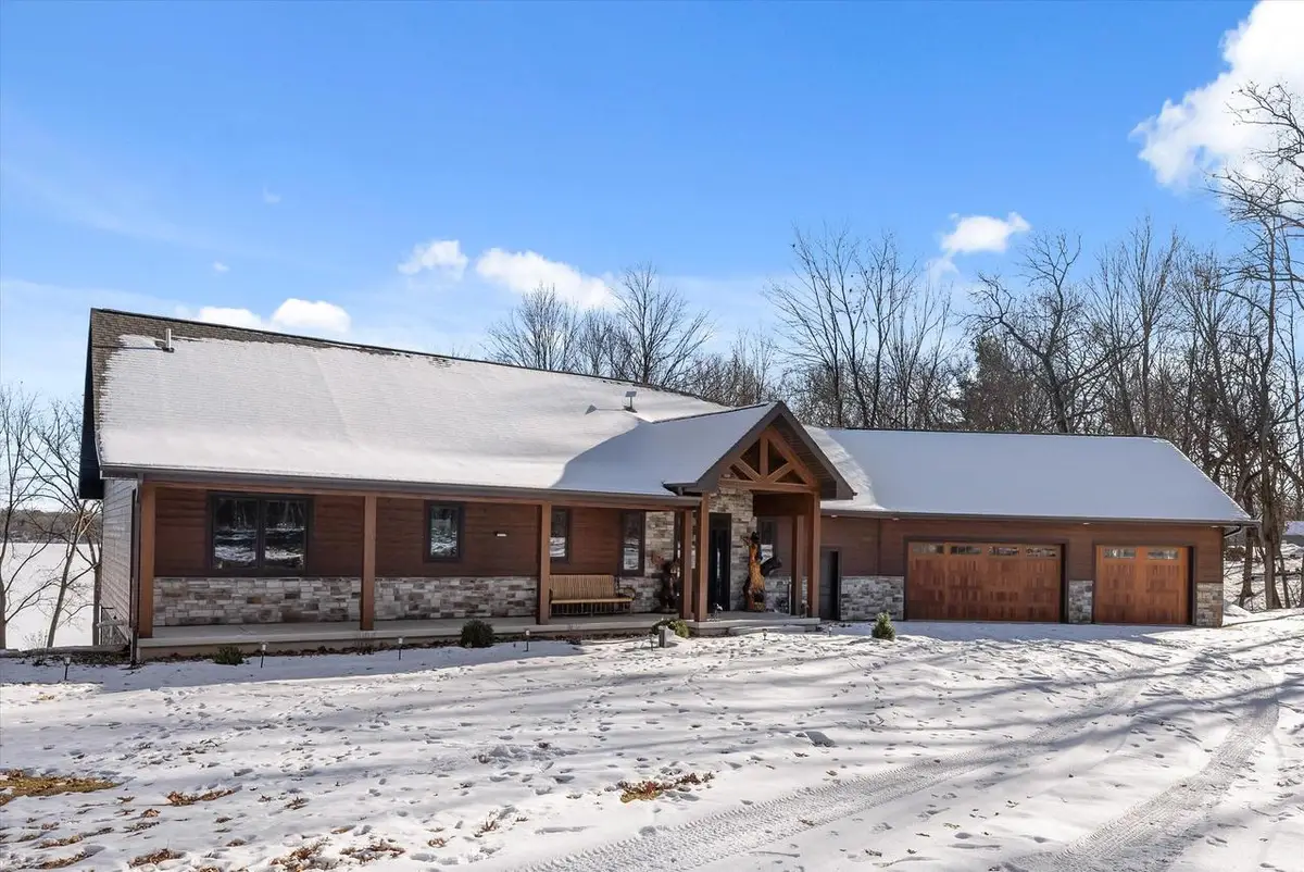 W5053 Wilson ROAD, Waupaca, WI 54981 - #1