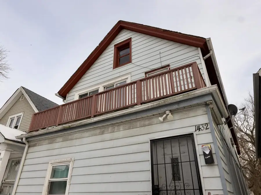 1432 S Comstock AVENUE, Milwaukee, WI 53204 - Image #2