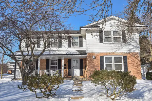 4260 Tumblewood LANE #4272, Greendale, WI 53129