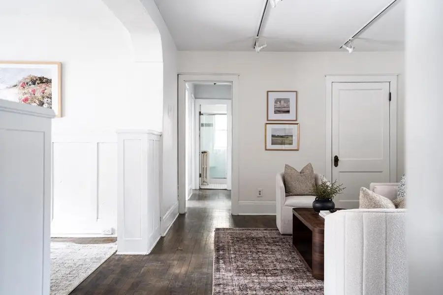 2535 N Downer AVENUE #8, Milwaukee, WI 53211 - #3