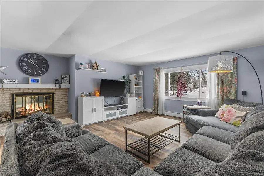 12135 W Luther AVENUE, Hales Corners, WI 53130 - Image #2