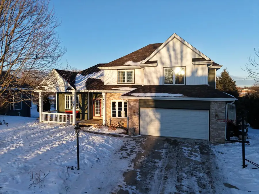 841 Summer Creek ROAD, Oconomowoc, WI 53066 - Image #2