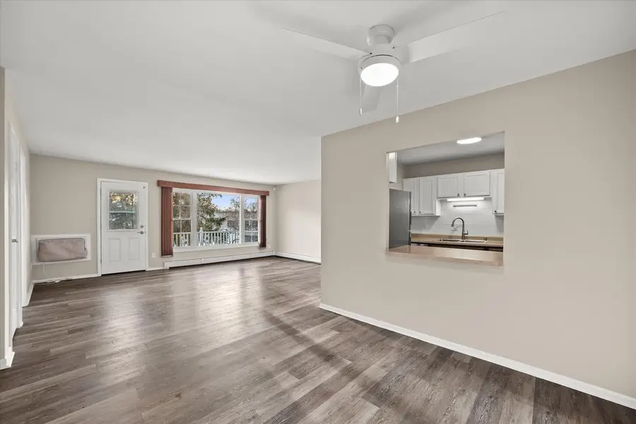 502 Laurel Lake ROAD #5, Thiensville, WI 53092 - #2