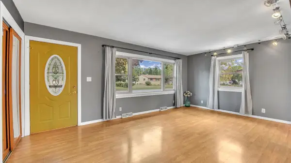 521 Prospect AVENUE, Sheboygan Falls, WI 53085