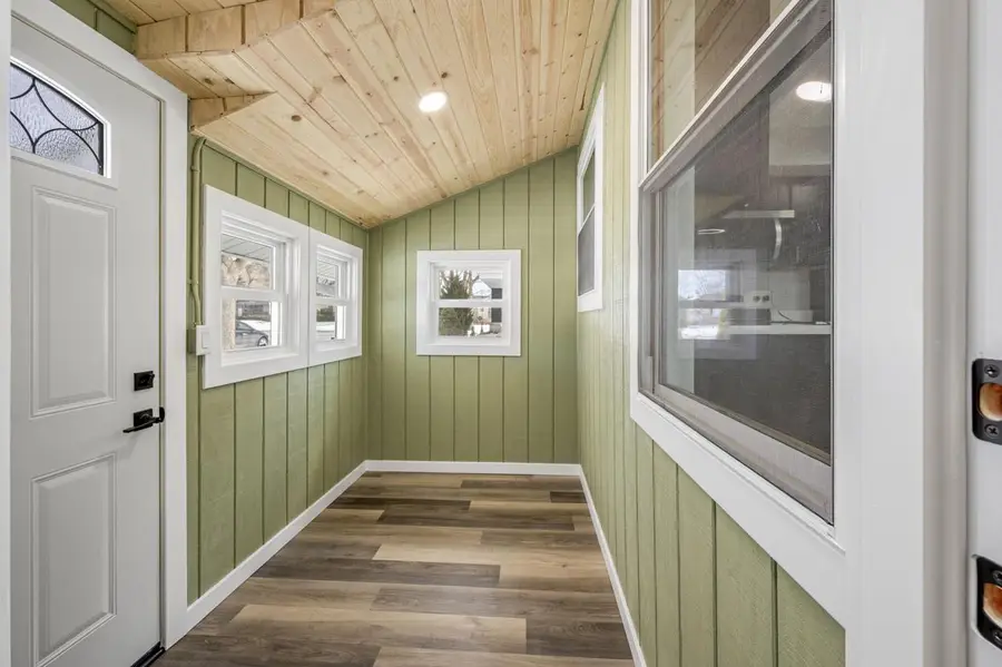 4611 W Kiley AVENUE, Milwaukee, WI 53223 - #2