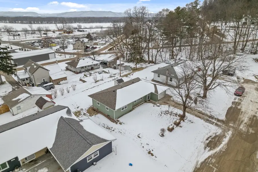 829 S Hill STREET, Fountain City, WI 54629 - #2