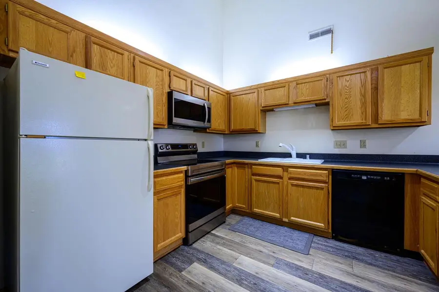 9354 W Loomis ROAD #4, Franklin, WI 53132 - #3