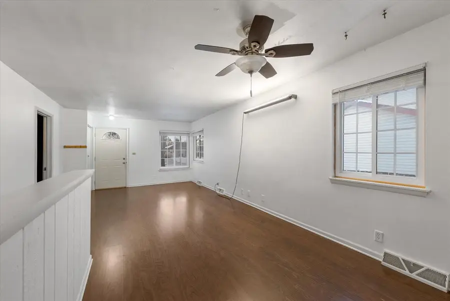 8100 W Green Tree ROAD, Milwaukee, WI 53223 - Image #3