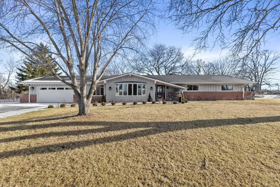 850 Janacek ROAD, Brookfield, WI 53045 - Image #2