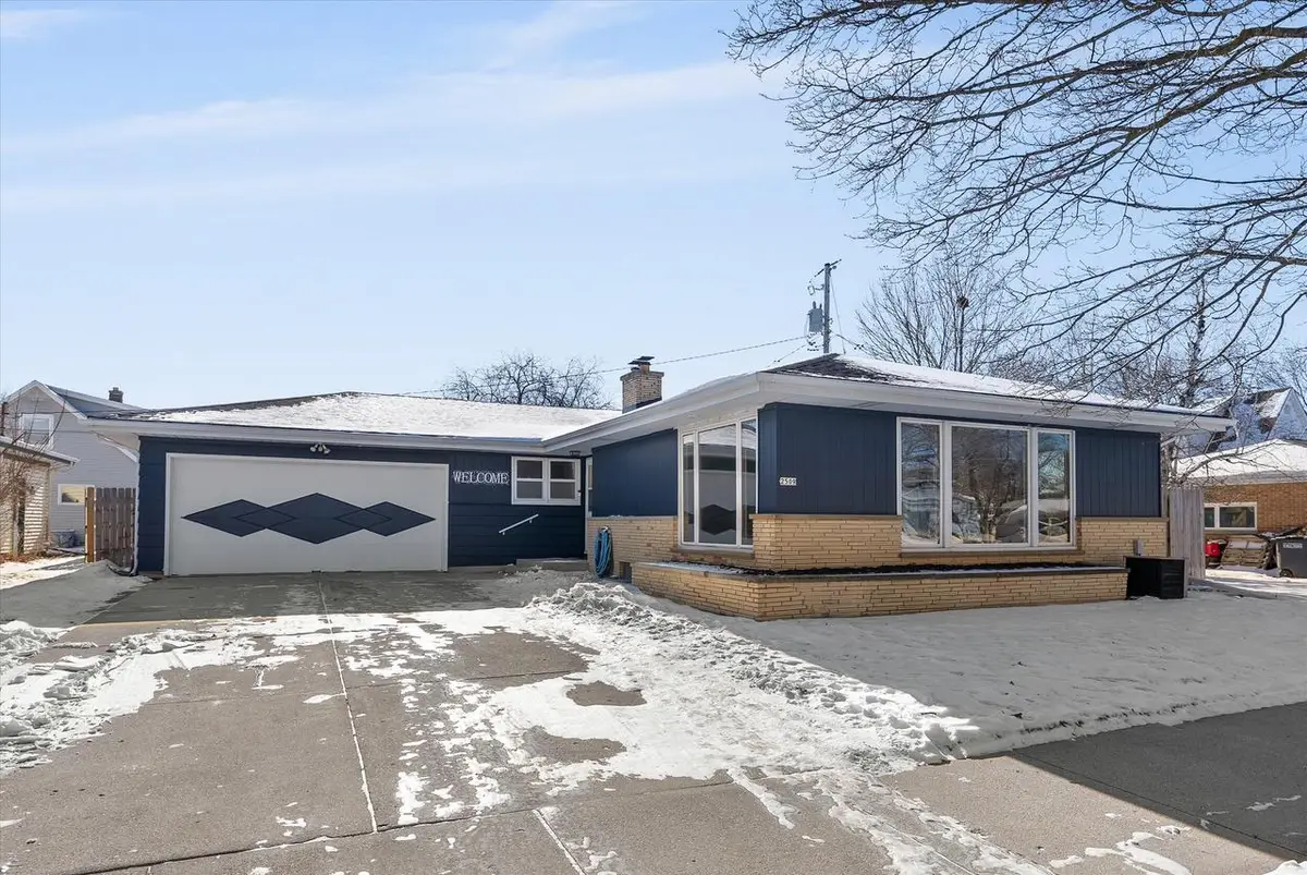 2509 Saemann AVENUE, Sheboygan, WI 53081 - Image #1