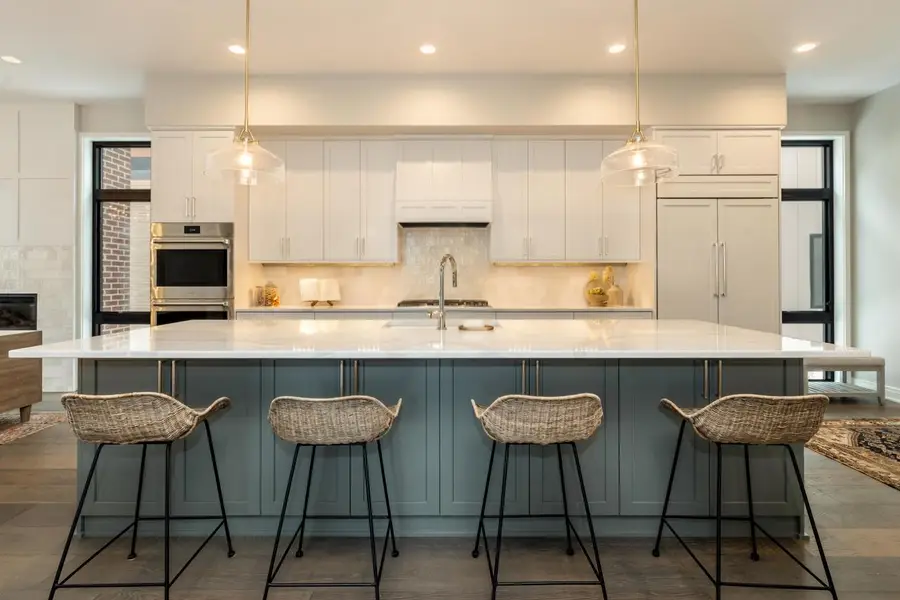 5589 N Danbury ROAD, Whitefish Bay, WI 53217 - #3