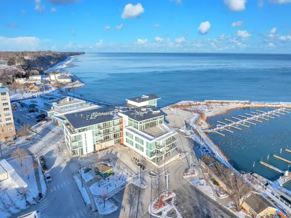 324 N Lake STREET #306, Port Washington, WI 53074