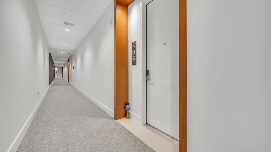 324 N Lake STREET #306, Port Washington, WI 53074 - Image #2