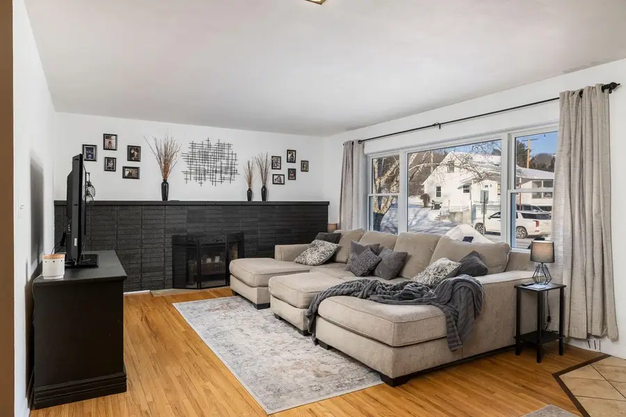 421 3rd STREET N, La Crescent, MN 55947 - #3