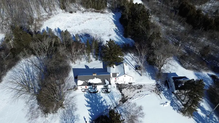 W181N9052 Melanie LANE, Menomonee Falls, WI 53052 - Image #2