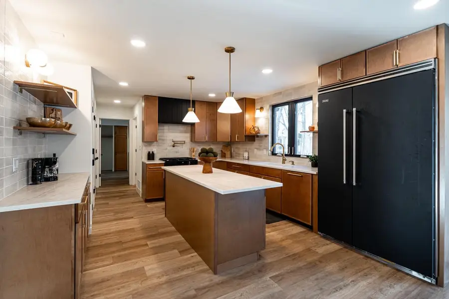 12500 W Scarborough DRIVE, New Berlin, WI 53151 - Image #2