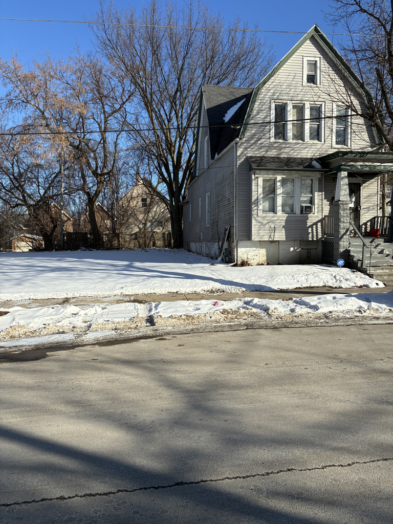 2814 N 12th STREET, Milwaukee, WI 53206 - #3