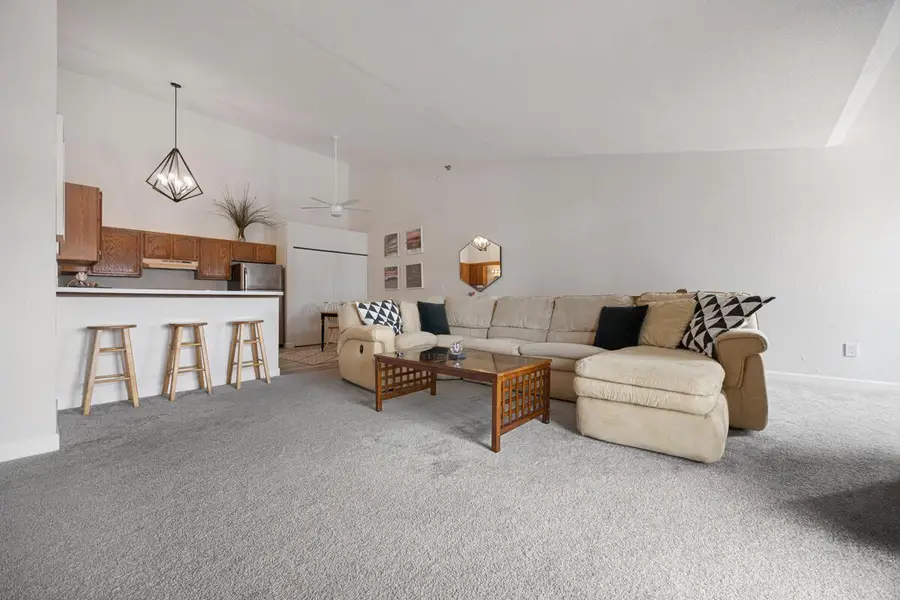 3640 E Barbara COURT #202, Oak Creek, WI 53154 - Image #2