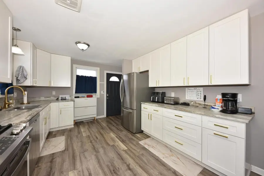 N61W23804 Sumac LANE, Sussex, WI 53089 - #3