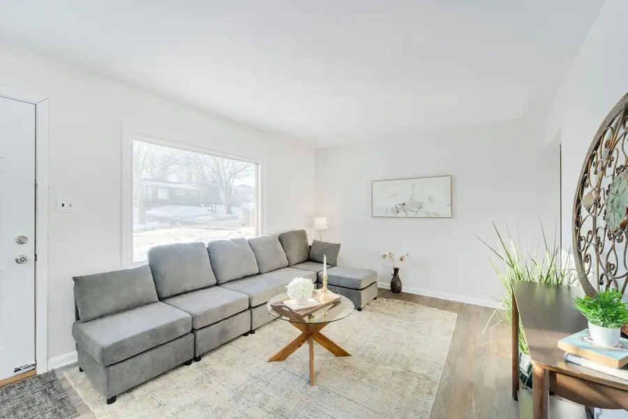 7016 W Thurston COURT, Milwaukee, WI 53218 - Image #3