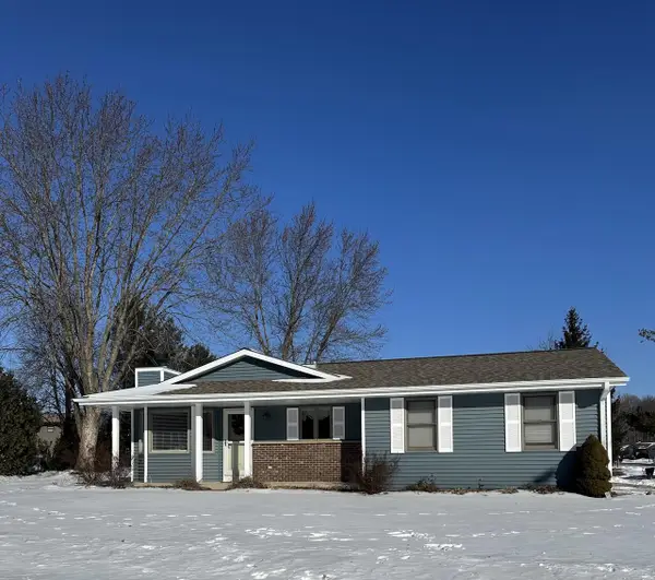 W196N16501 Hawthorn DRIVE, Jackson, WI 53037