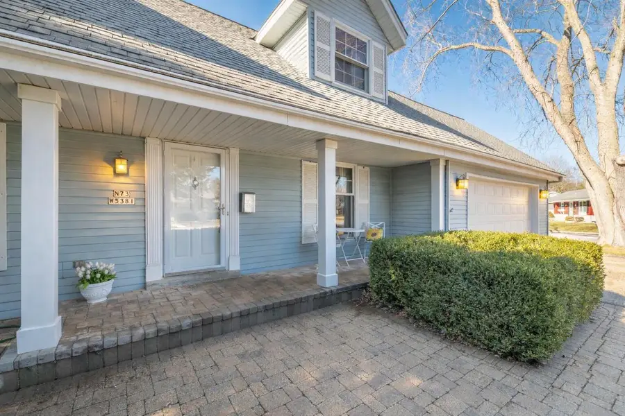 N73W5381 Georgetown DRIVE, Cedarburg, WI 53012 - #2