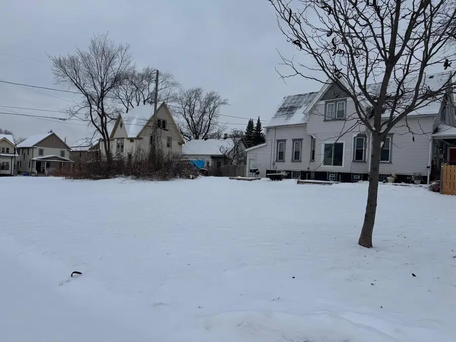 2401 N RICHARDS STREET, Milwaukee, WI 53212 - Image #2