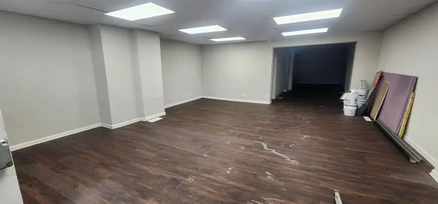 935 W Greenfield AVENUE, Milwaukee, WI 53204 - #2