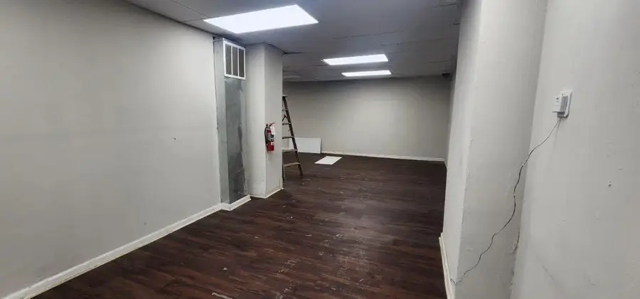 935 W Greenfield AVENUE, Milwaukee, WI 53204 - #3