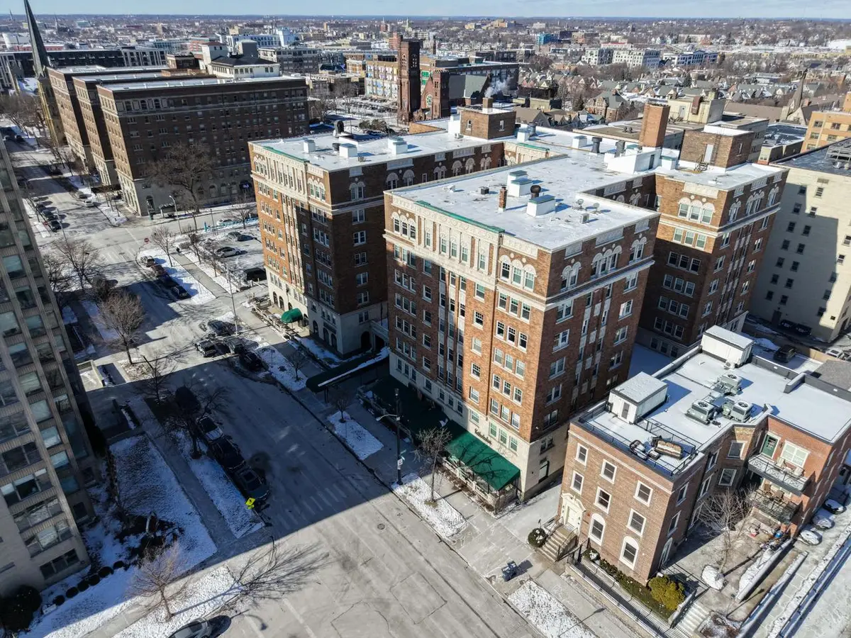 1028 E Juneau AVENUE #503, Milwaukee, WI 53202 - Image #1