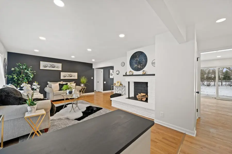 7216 N Mohawk AVENUE, Milwaukee, WI 53217 - Image #3