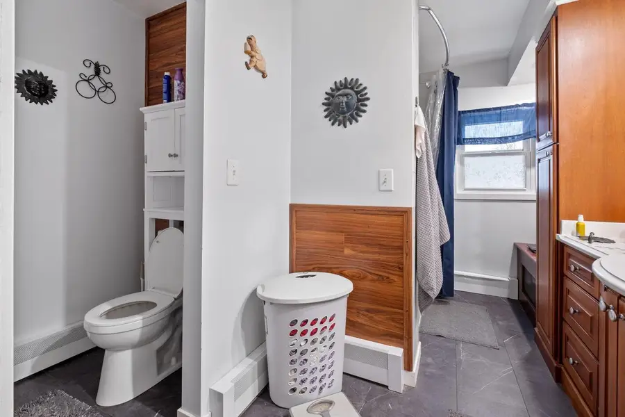 6151 S Miller LANE, New Berlin, WI 53146 - Image #2