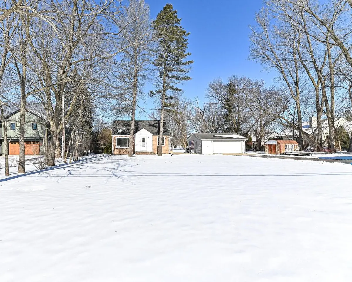S77W15886 Woods ROAD, Muskego, WI 53150 - #1