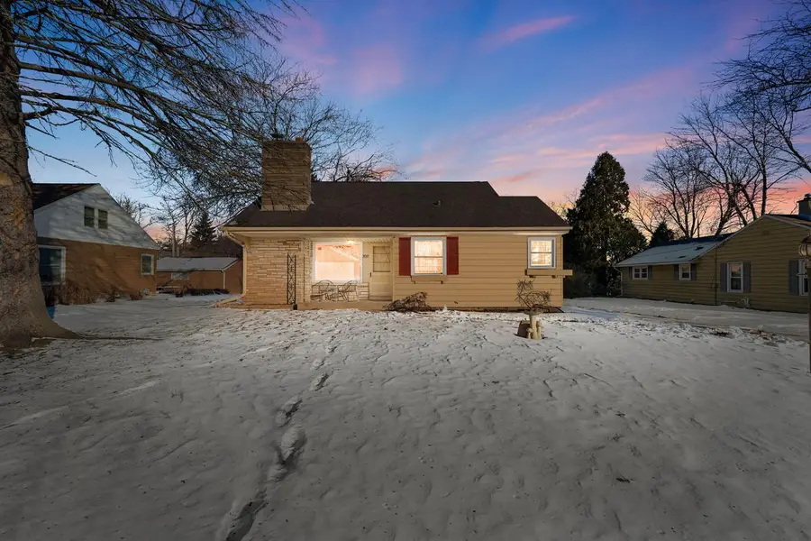 3930 W Portage STREET, Milwaukee, WI 53209 - Image #2