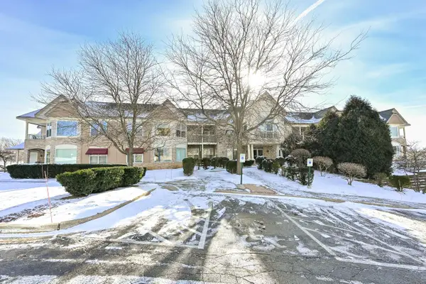 7045 S Riverwood BOULEVARD #A05, Franklin, WI 53132