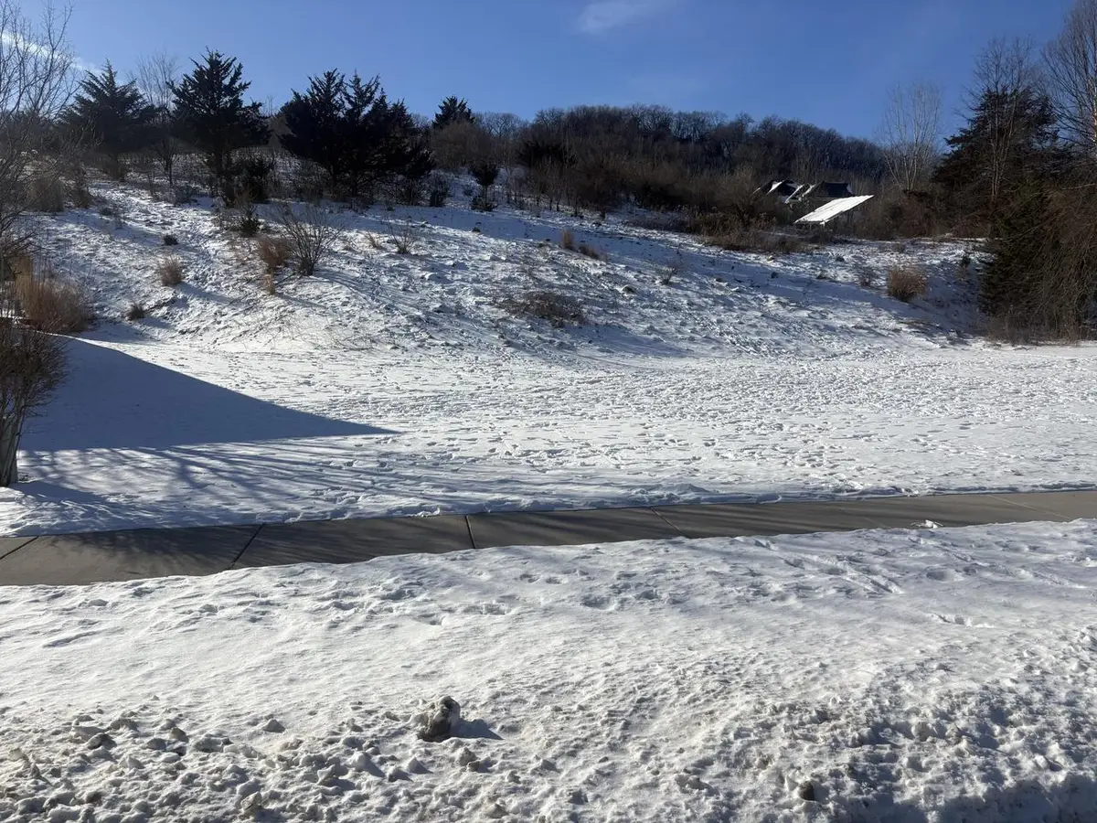 953 ASPEN VALLEY DRIVE, Onalaska, WI 54650 - Image #1