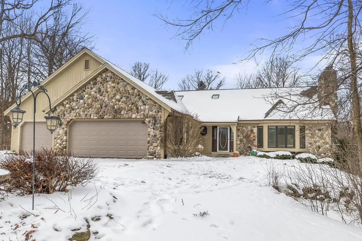 14591 W Fieldpointe COURT, New Berlin, WI 53151 - Image #1