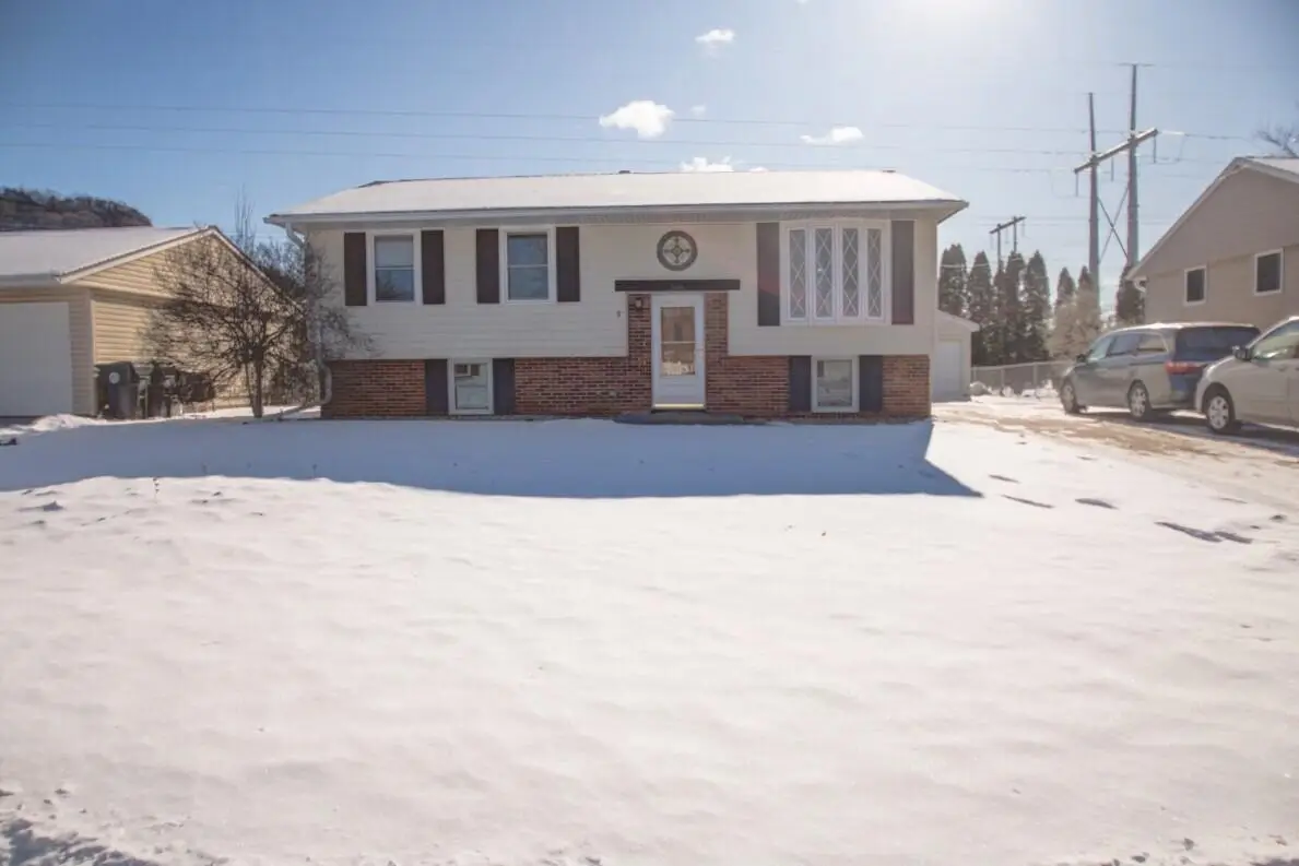 3414 Birch STREET, La Crosse, WI 54601 - #1