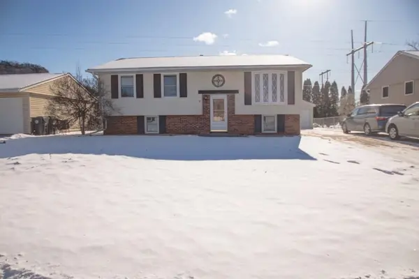 3414 Birch STREET, La Crosse, WI 54601