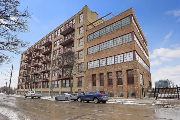 215 W Maple STREET #307, Milwaukee, WI 53204