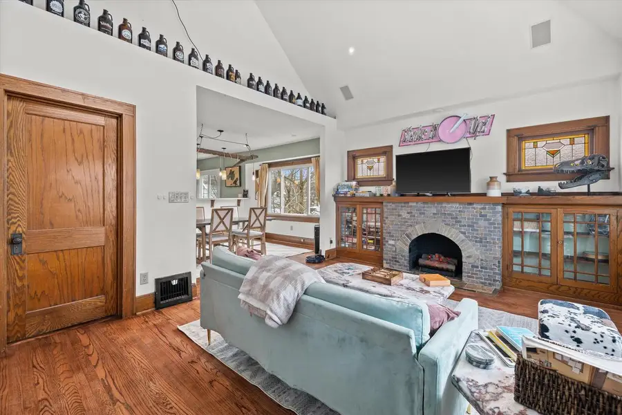 4418 N Bartlett AVENUE #4420, Shorewood, WI 53211 - #3