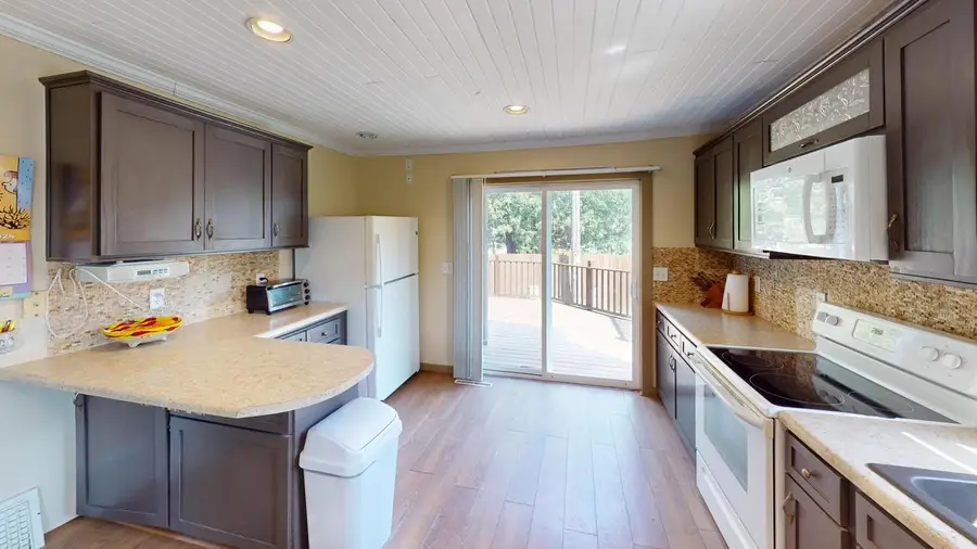 3315 Cedar Heights DRIVE, Two Rivers, WI 54241 - #3