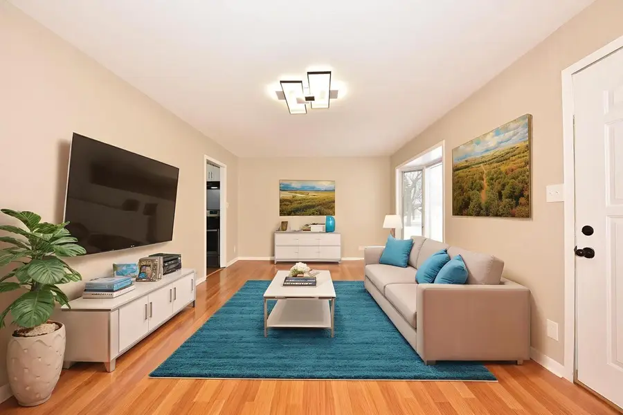 4948 S 15th STREET, Milwaukee, WI 53221 - #2