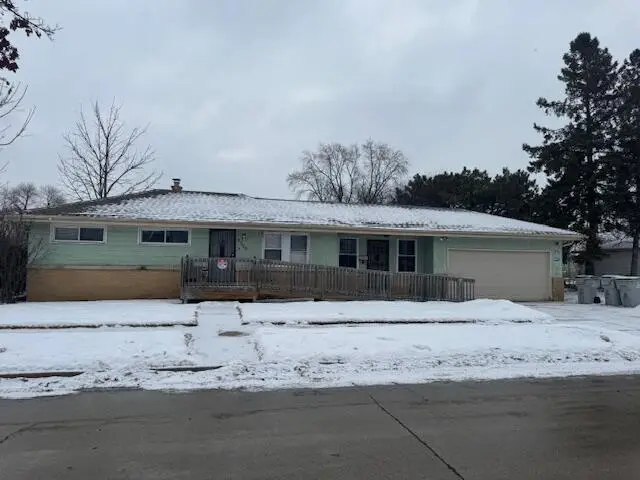6220 N 89th STREET S, Milwaukee, WI 53225 - Image #1