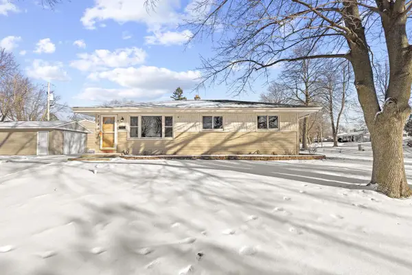 7140 N 48th STREET, Milwaukee, WI 53223