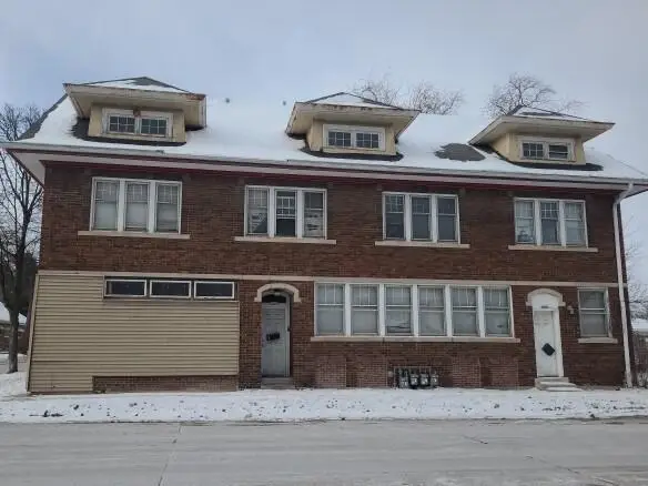 3901 N Port Washington AVENUE #3903, Milwaukee, WI 53212