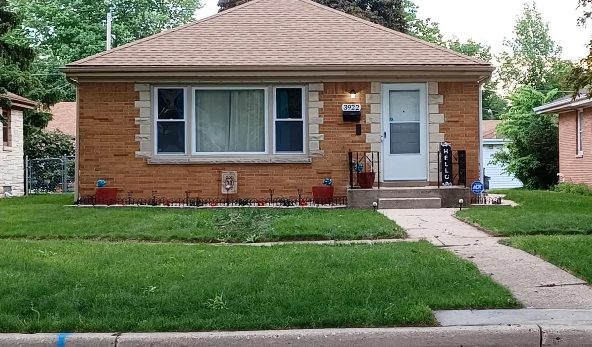 3922 N 80th STREET, Milwaukee, WI 53222 - #1