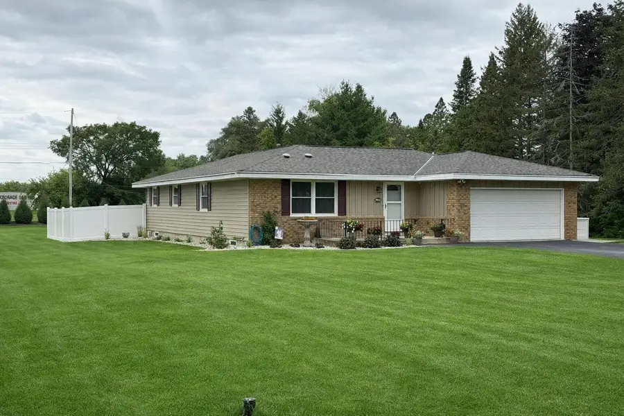 N58W39641 Sunnyfield DRIVE, Oconomowoc, WI 53066 - #2